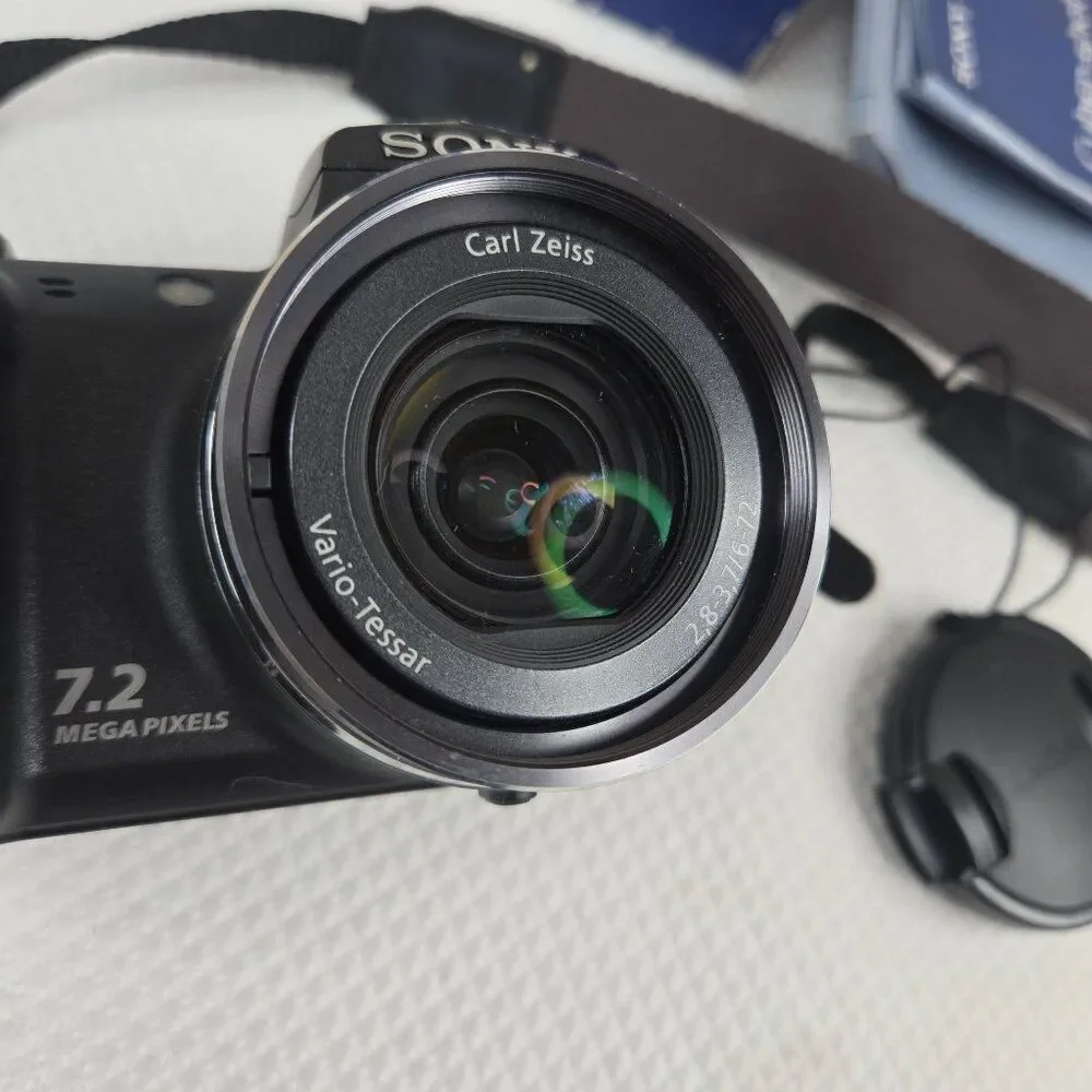 Sony Cybershot DSC-H5 7.2mp Digital Camera 12x Optical Image Stabilization Zoom